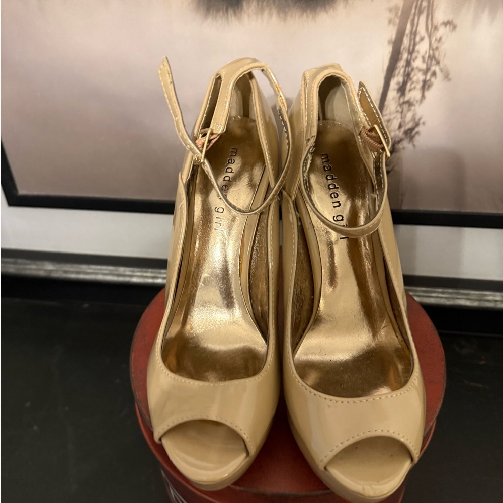 Madden Girl Beige Peep Toe Heels